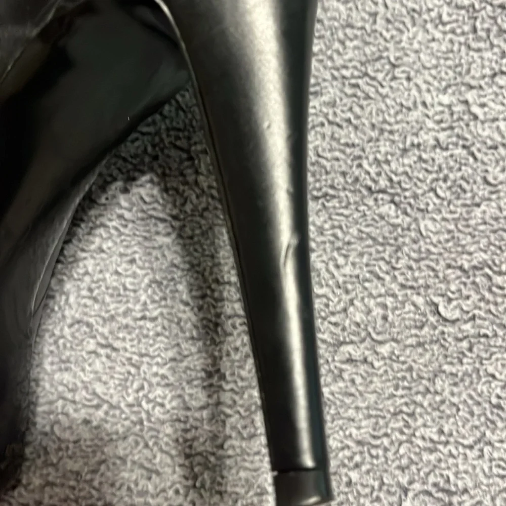 BCBGeneration Black Platform Heels